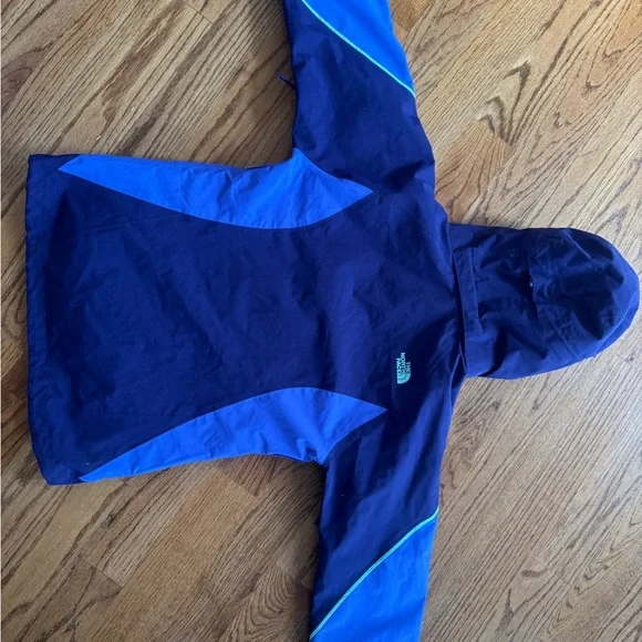 The North Face Coat - Picture 3 of 4